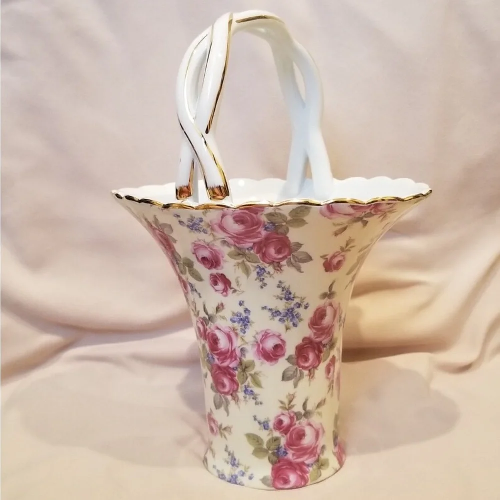 La Dolce Vita by JA Designs Flower Vase with Gold Rim